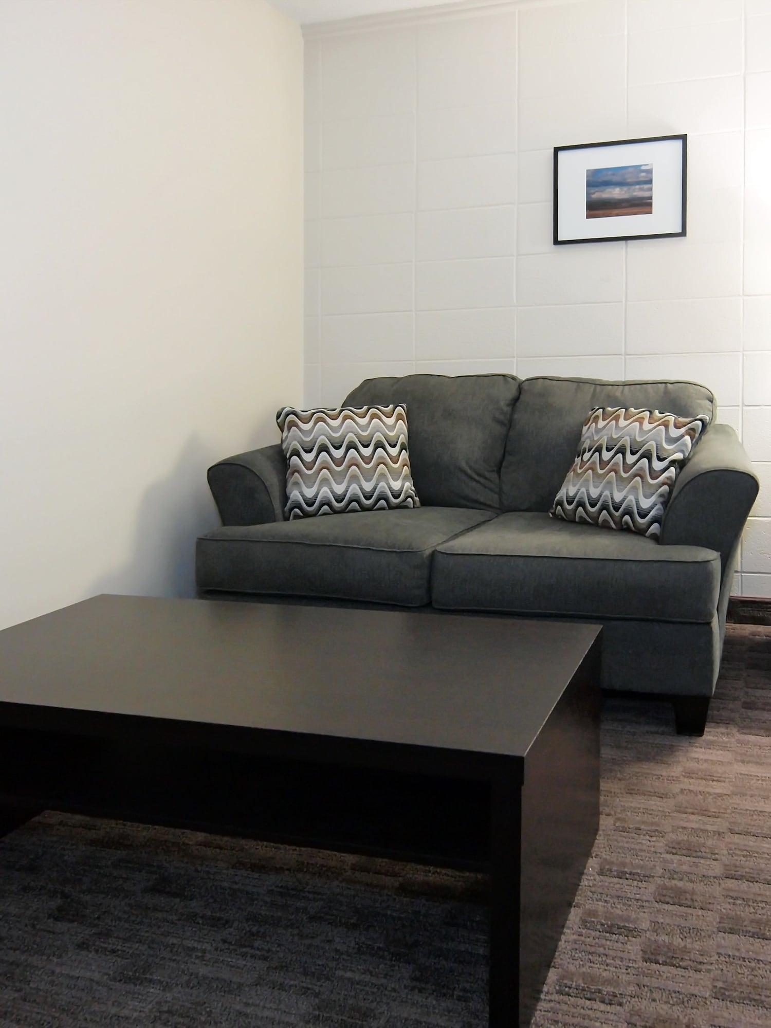 Canadian Motor Inn Grande Prairie Εξωτερικό φωτογραφία