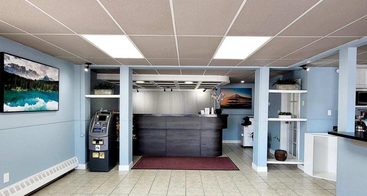 Canadian Motor Inn Grande Prairie Εξωτερικό φωτογραφία