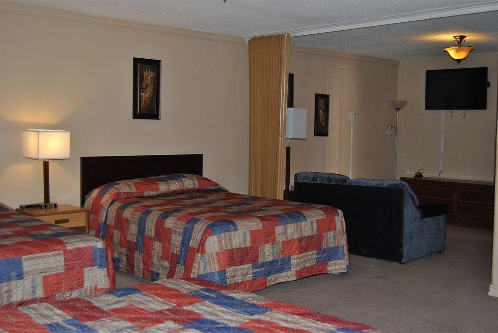 Canadian Motor Inn Grande Prairie Εξωτερικό φωτογραφία